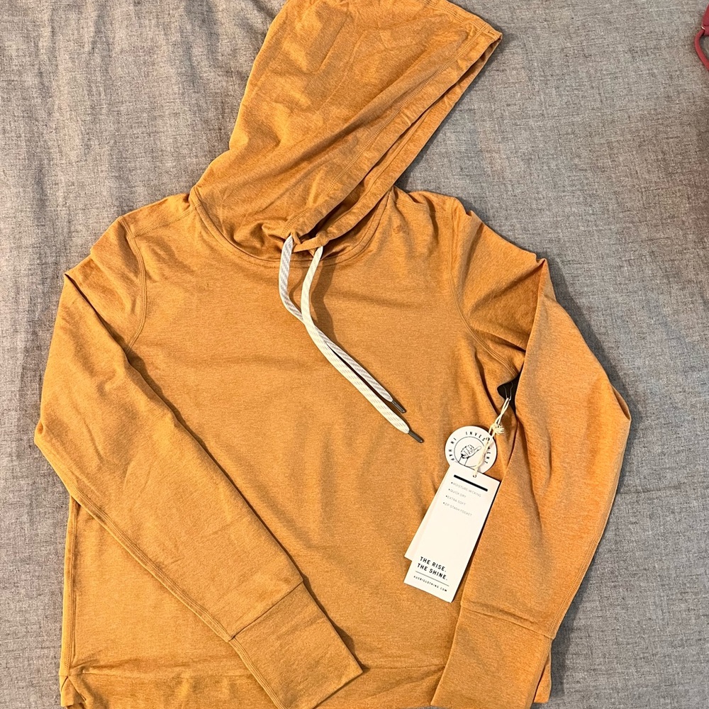 Vuori Halo Essential Hoodie
